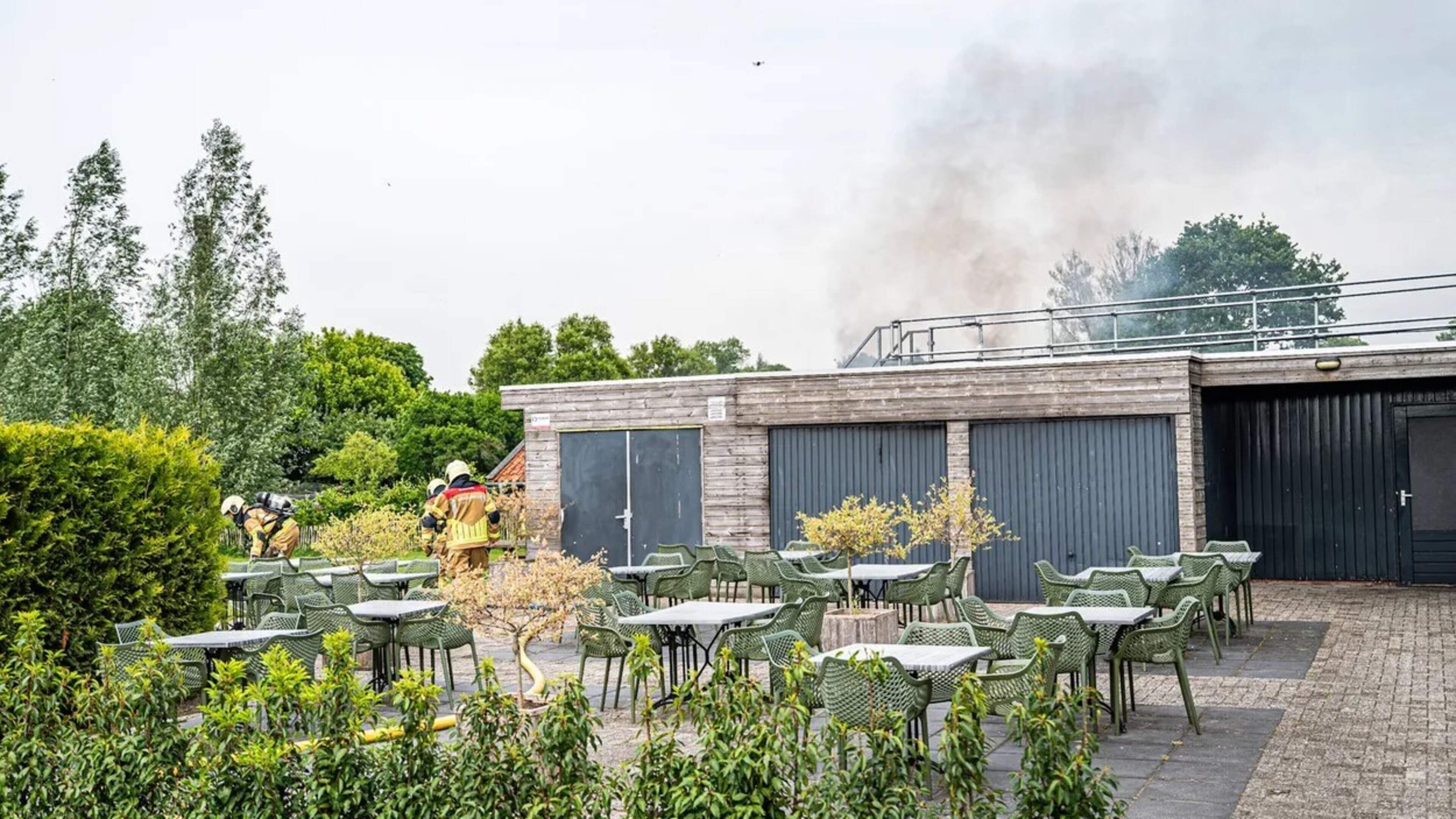 Brand bij restaurant ‘t Witte Huis in Donkerbroek onder controle