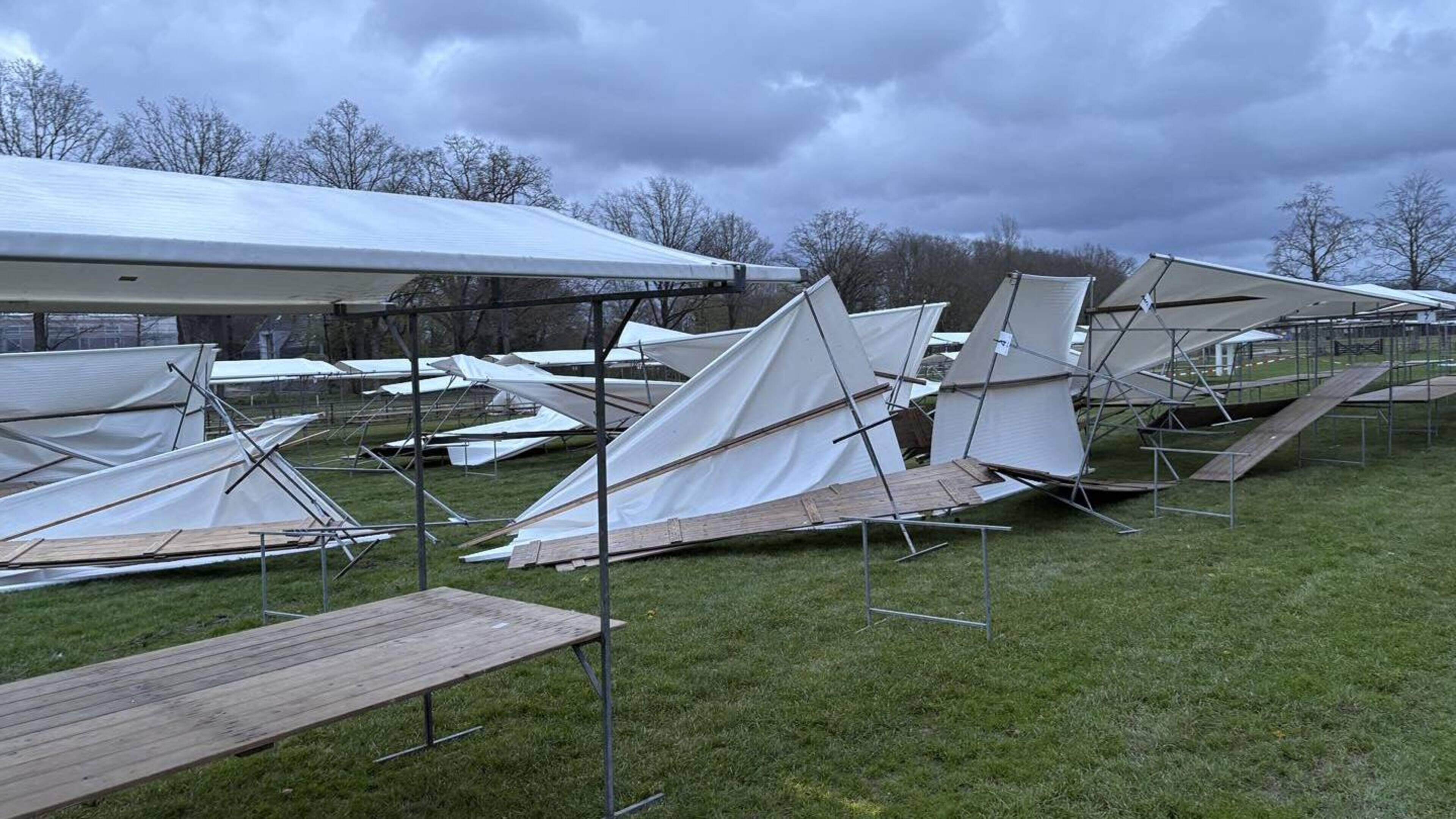 Harde wind blaast marktkramen omver. Lente- & paasfair Wollig Landleven in Oldeberkoop afgelast